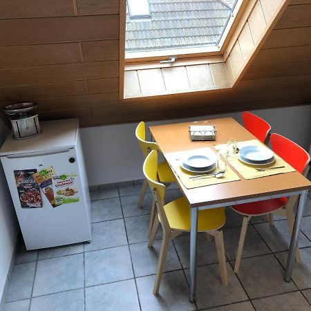 Monteur - Privat Zimmer Langerwehe Geich Eksteriør billede