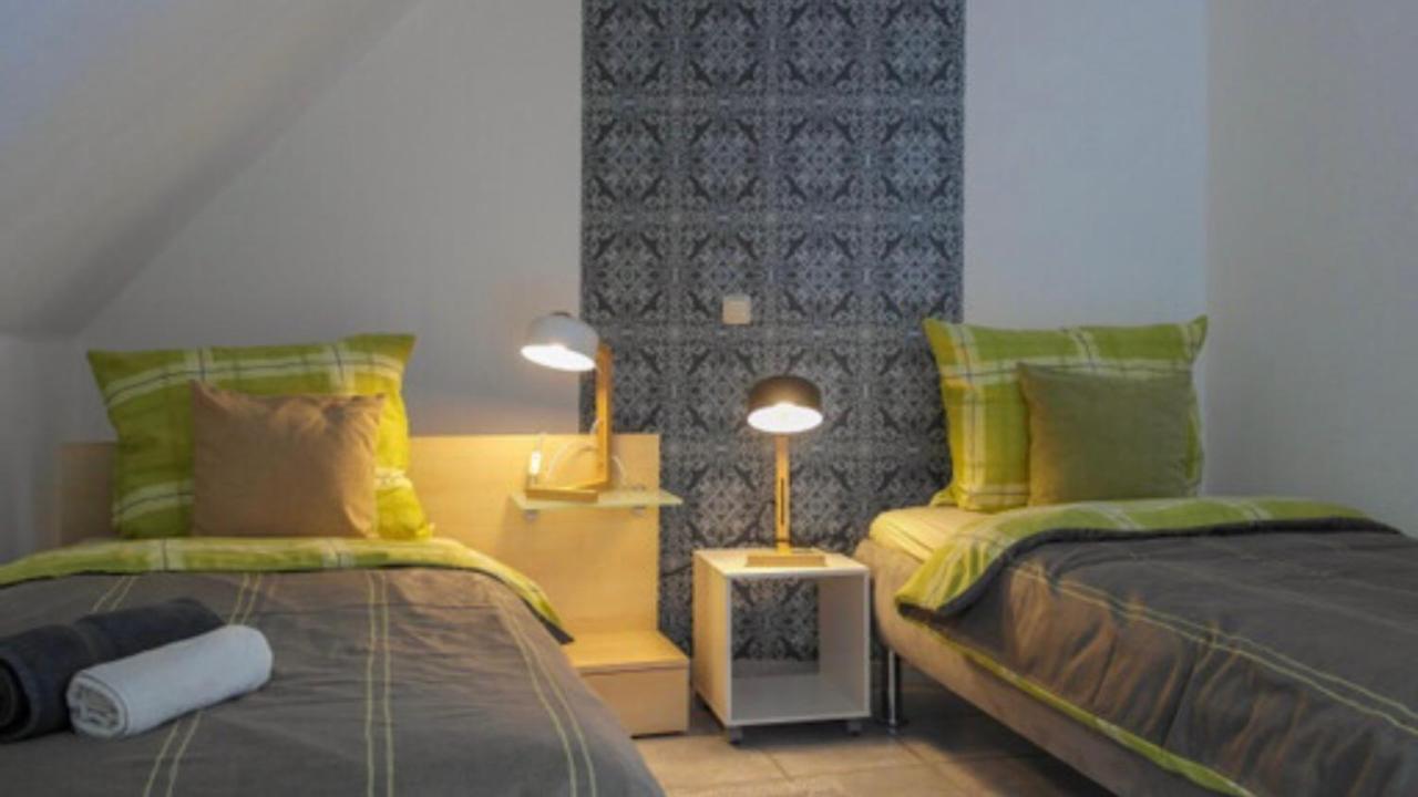 Monteur - Privat Zimmer Langerwehe Geich Eksteriør billede